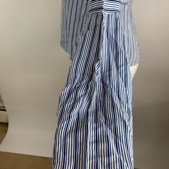 Venus Flare Sleeve Strip Blouse - 2 - Picture 5 of 8